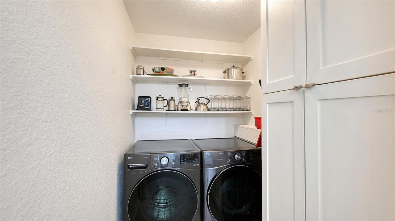 1268 11th Street , Unit 2404, Sarasota, FL 34236 Photo