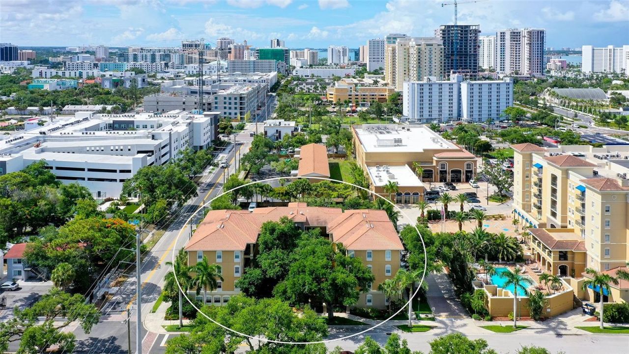 1268 11th Street , Unit 2404, Sarasota, FL 34236 Photo