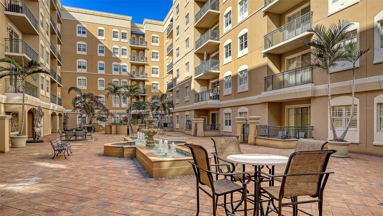 1268 11th Street , Unit 2404, Sarasota, FL 34236 Photo