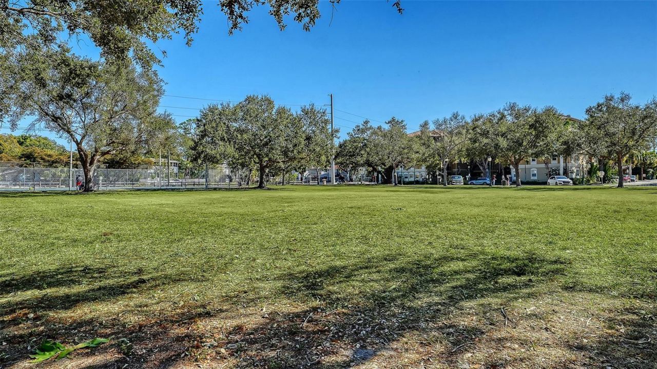 1268 11th Street , Unit 2404, Sarasota, FL 34236 Photo