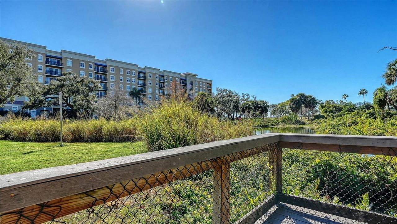 1268 11th Street , Unit 2404, Sarasota, FL 34236 Photo