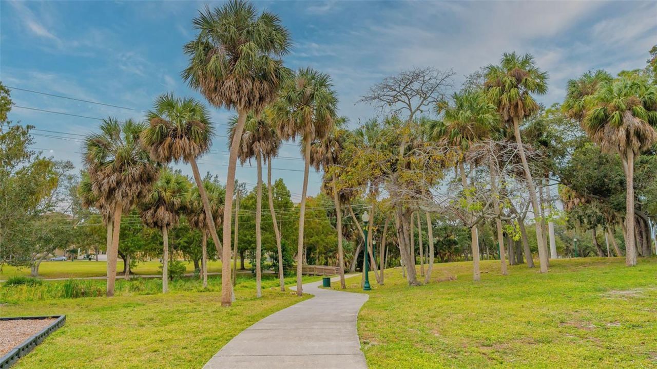 1268 11th Street , Unit 2404, Sarasota, FL 34236 Photo