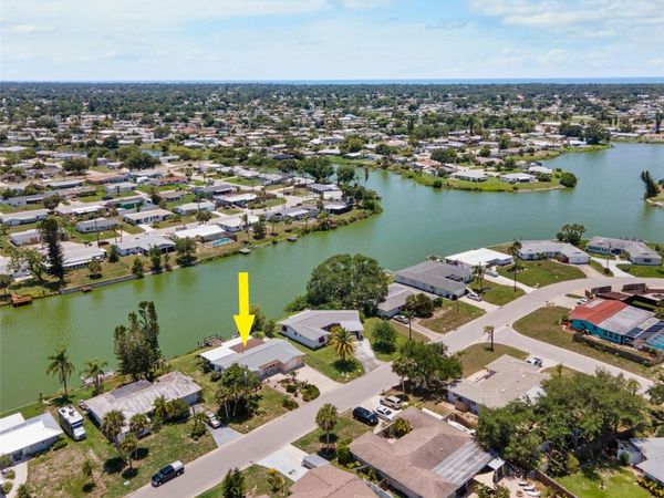 524 S NEPONSIT DRIVE , VENICE, FL 34293