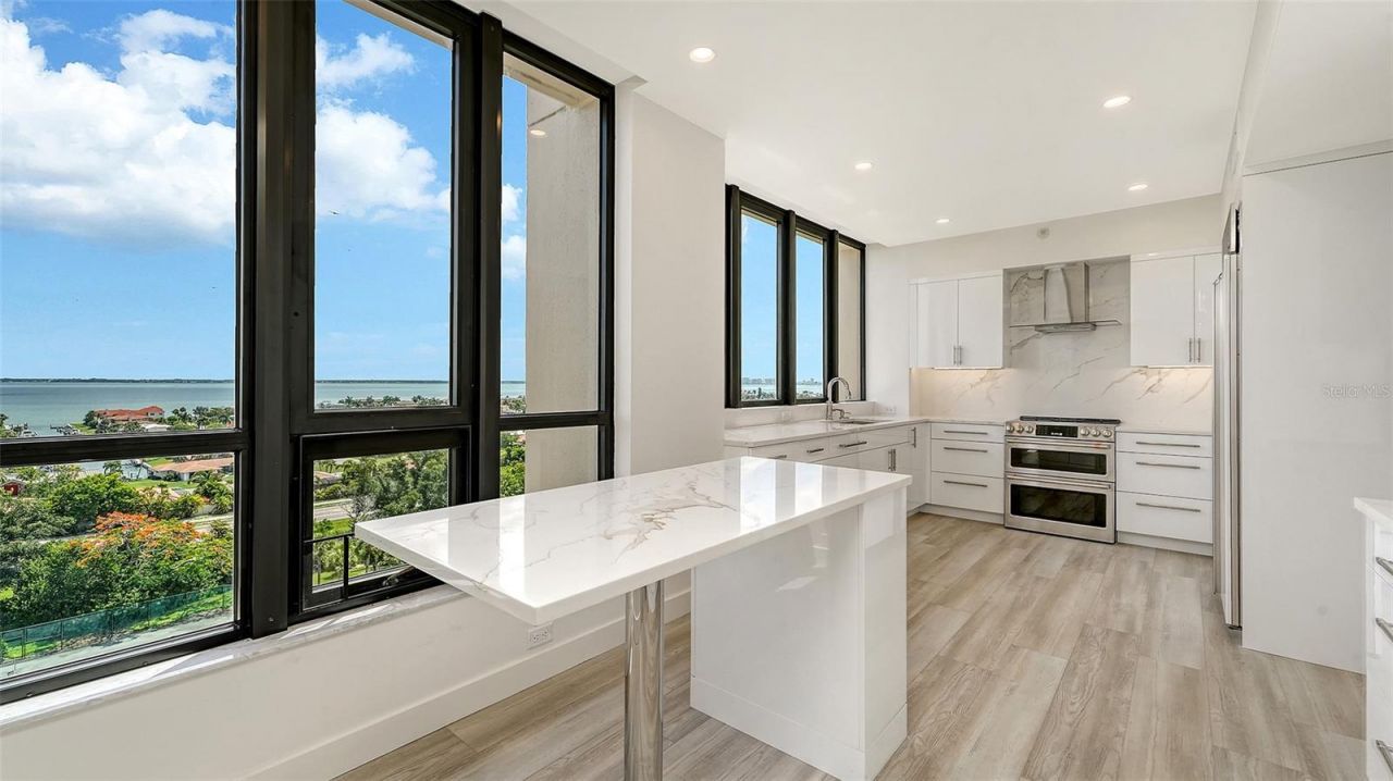 1211 Gulf Of Mexico Drive, Unit 701, Longboat Key, FL 34228 Photo