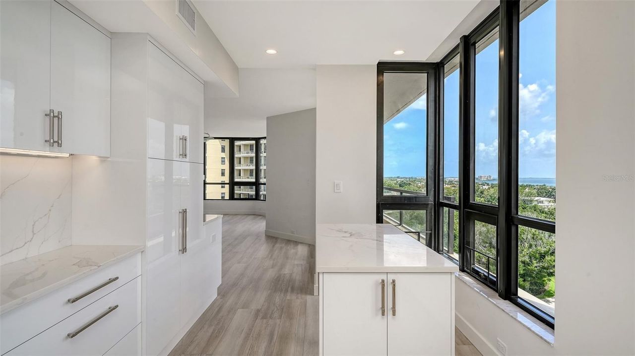 1211 Gulf Of Mexico Drive, Unit 701, Longboat Key, FL 34228 Photo