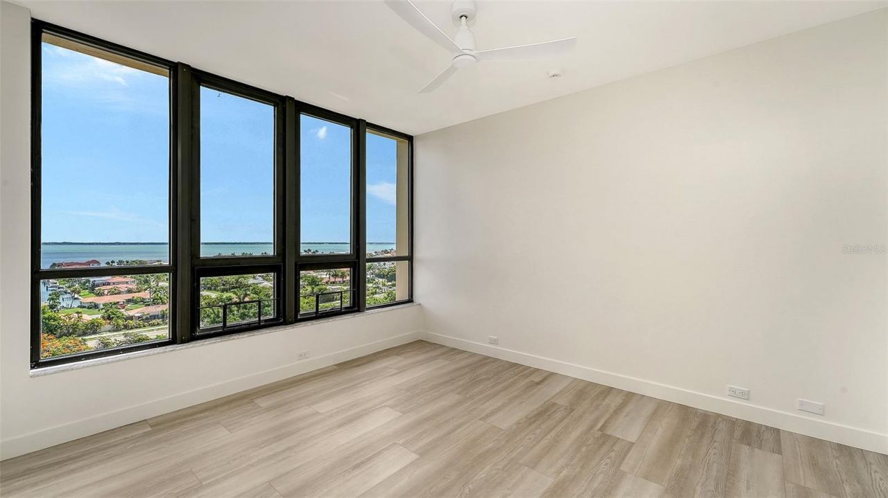 1211 Gulf Of Mexico Drive, Unit 701, Longboat Key, FL 34228 Photo