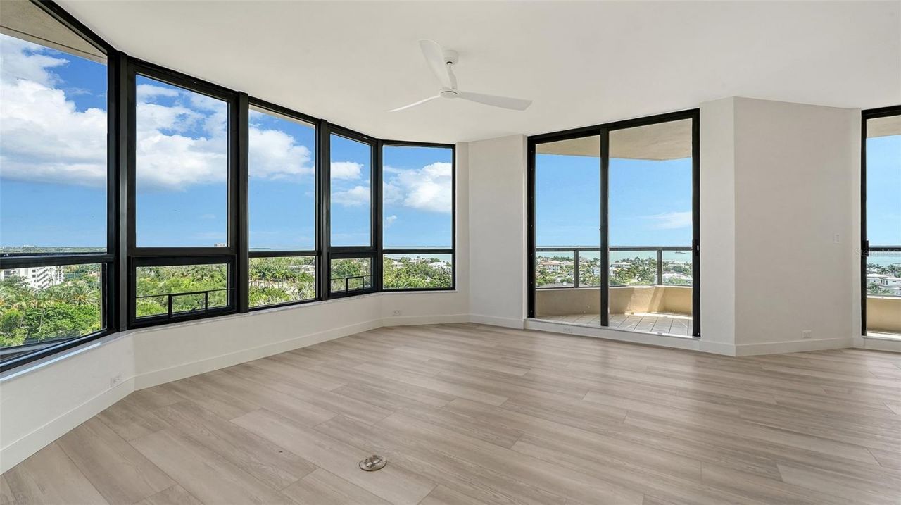 1211 Gulf Of Mexico Drive, Unit 701, Longboat Key, FL 34228 Photo