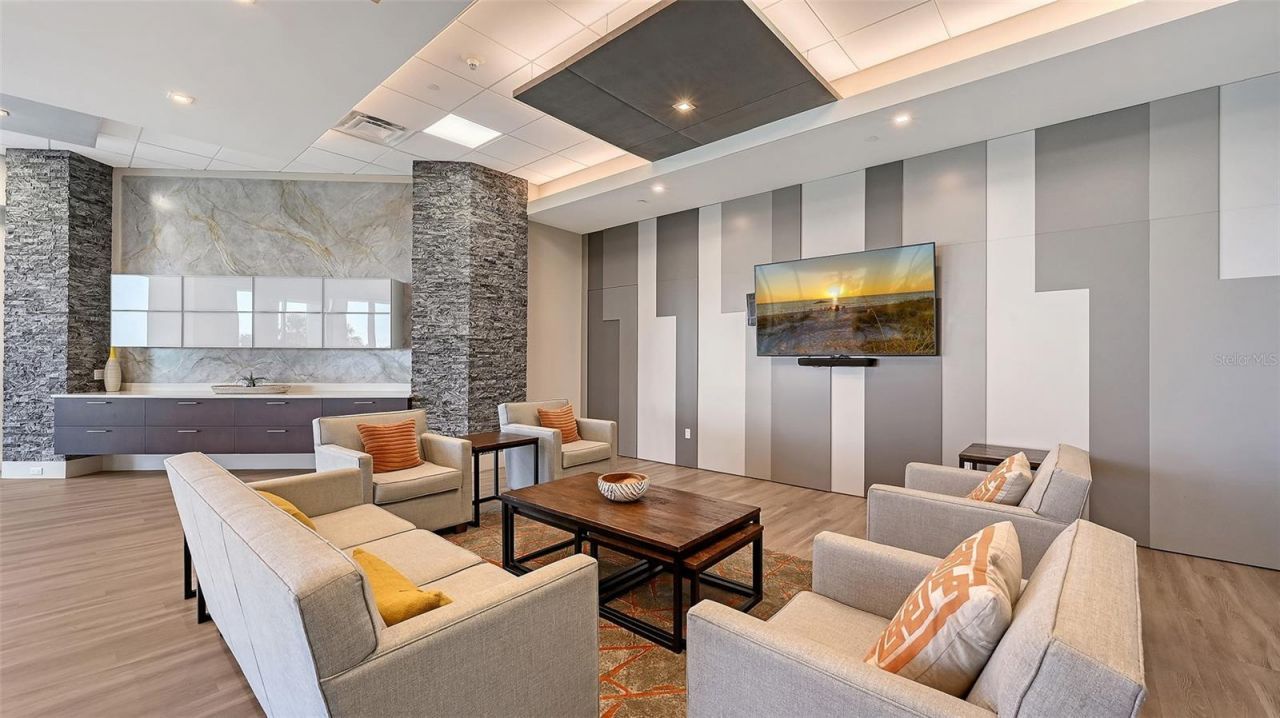 1211 Gulf Of Mexico Drive, Unit 701, Longboat Key, FL 34228 Photo