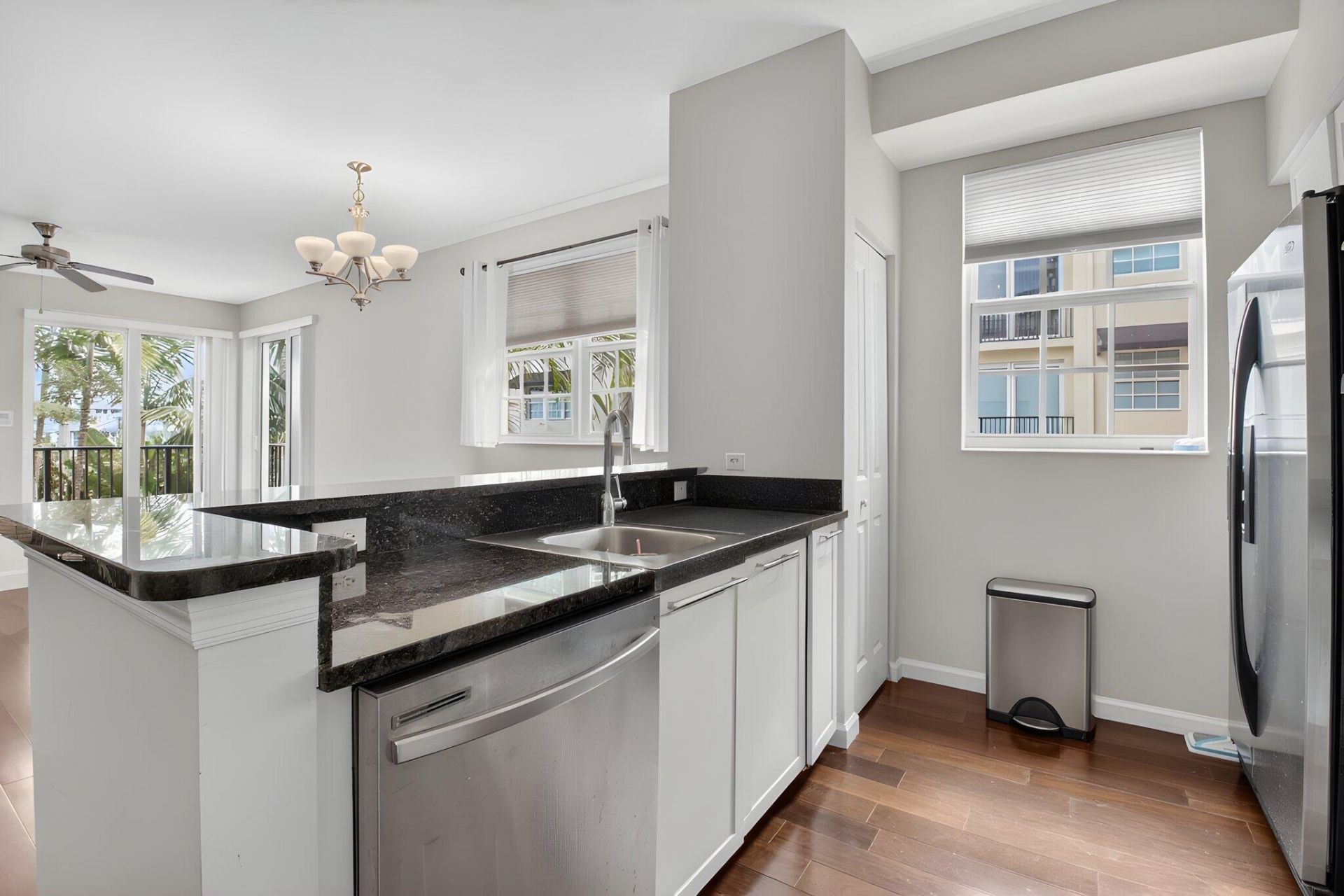 225 NE 1st Street, Unit 301, Delray Beach, FL 33444 Photo