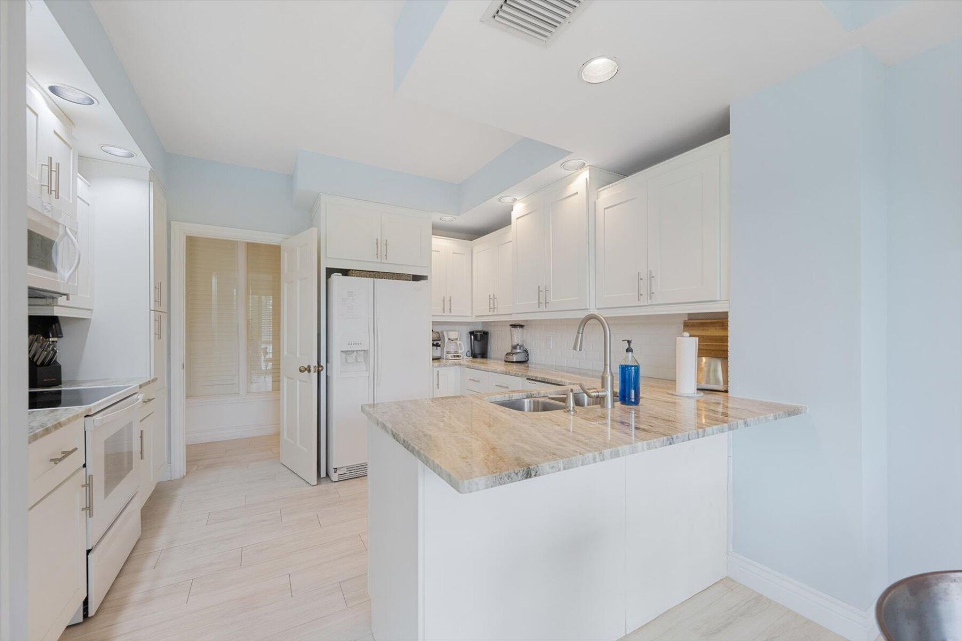 11875 Pebblewood Drive, Unit 201, Wellington, FL 33414 Photo