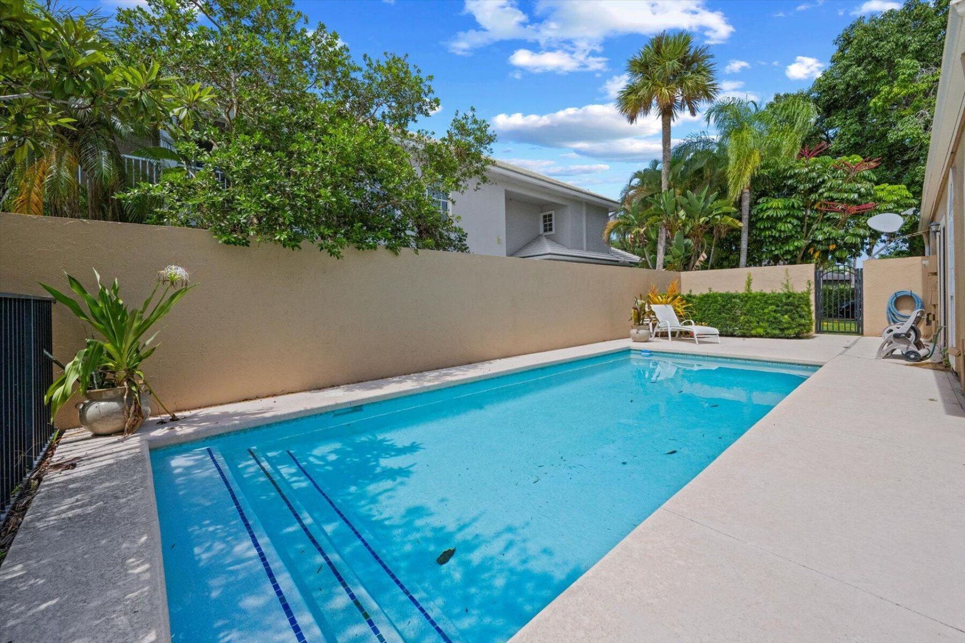 11875 Pebblewood Drive, Unit 201, Wellington, FL 33414 Photo