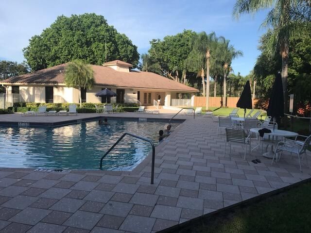 2650 Greenwood, Unit 2160, Boca Raton, FL 33431 Photo