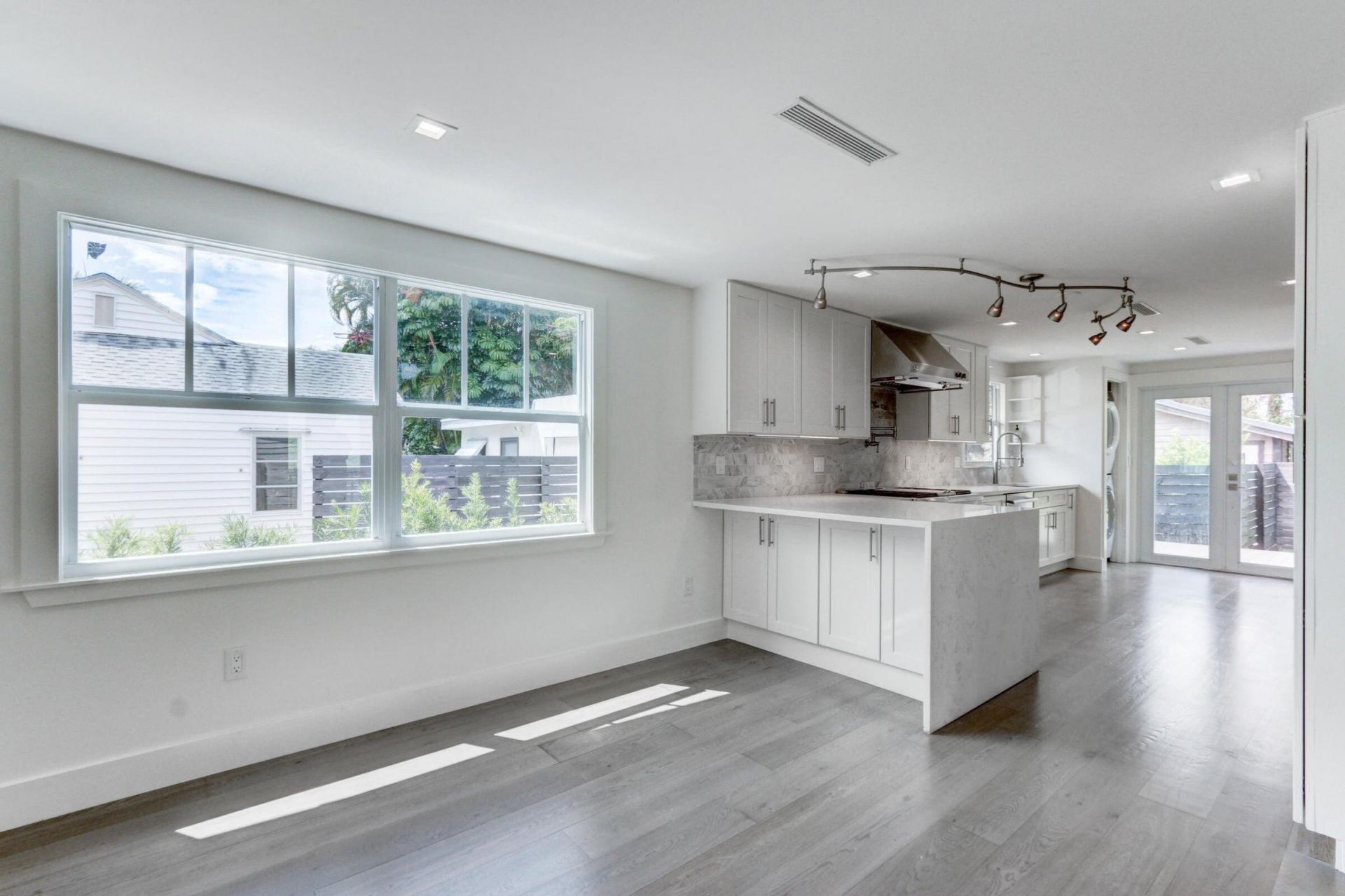 833 Ardmore Road, West Palm Beach, FL 33401 Photo