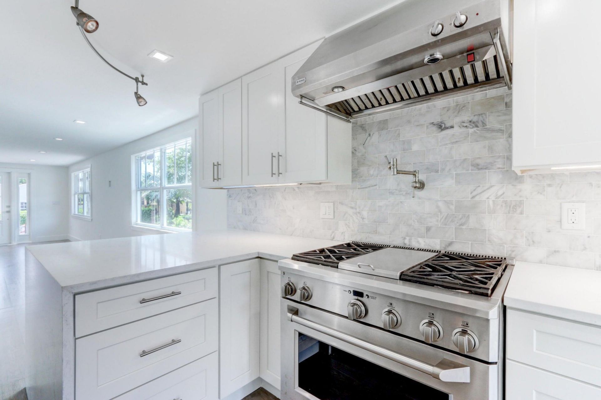 833 Ardmore Road, West Palm Beach, FL 33401 Photo