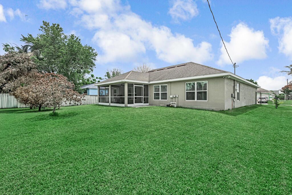 367 SW Grimaldo Terrace, Port Saint Lucie, FL 34984 Photo