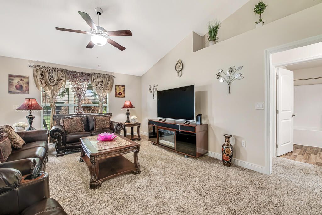 367 SW Grimaldo Terrace, Port Saint Lucie, FL 34984 Photo