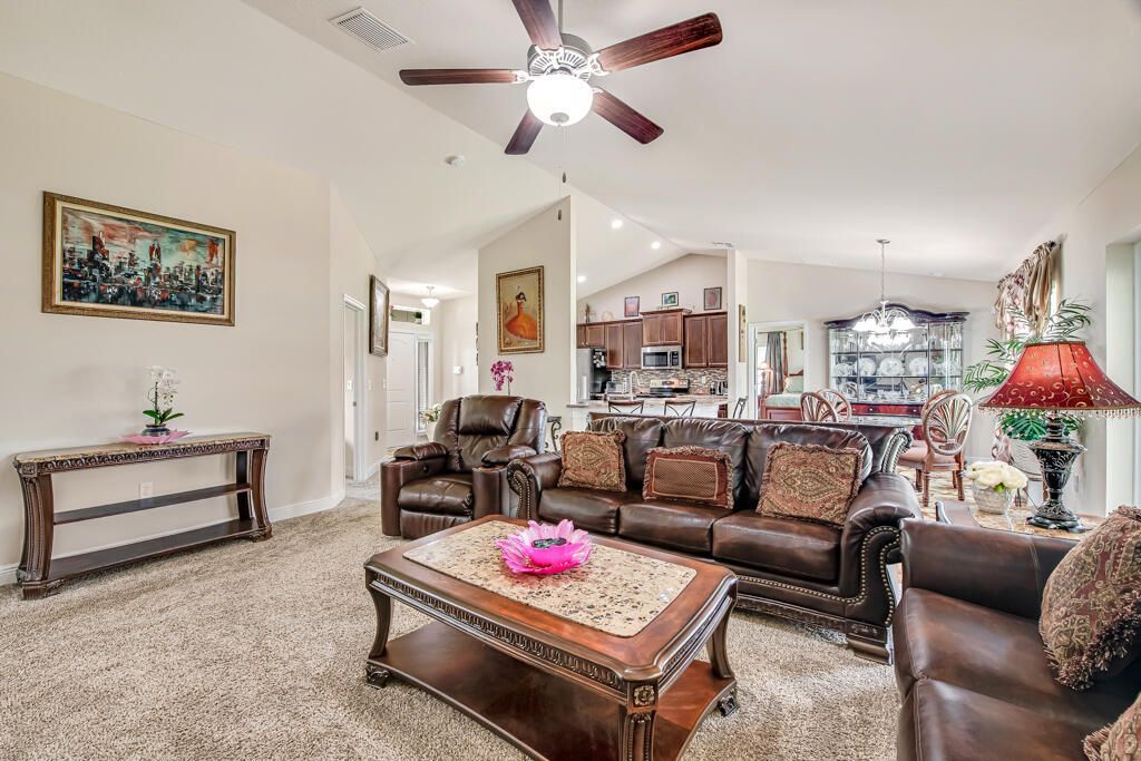 367 SW Grimaldo Terrace, Port Saint Lucie, FL 34984 Photo