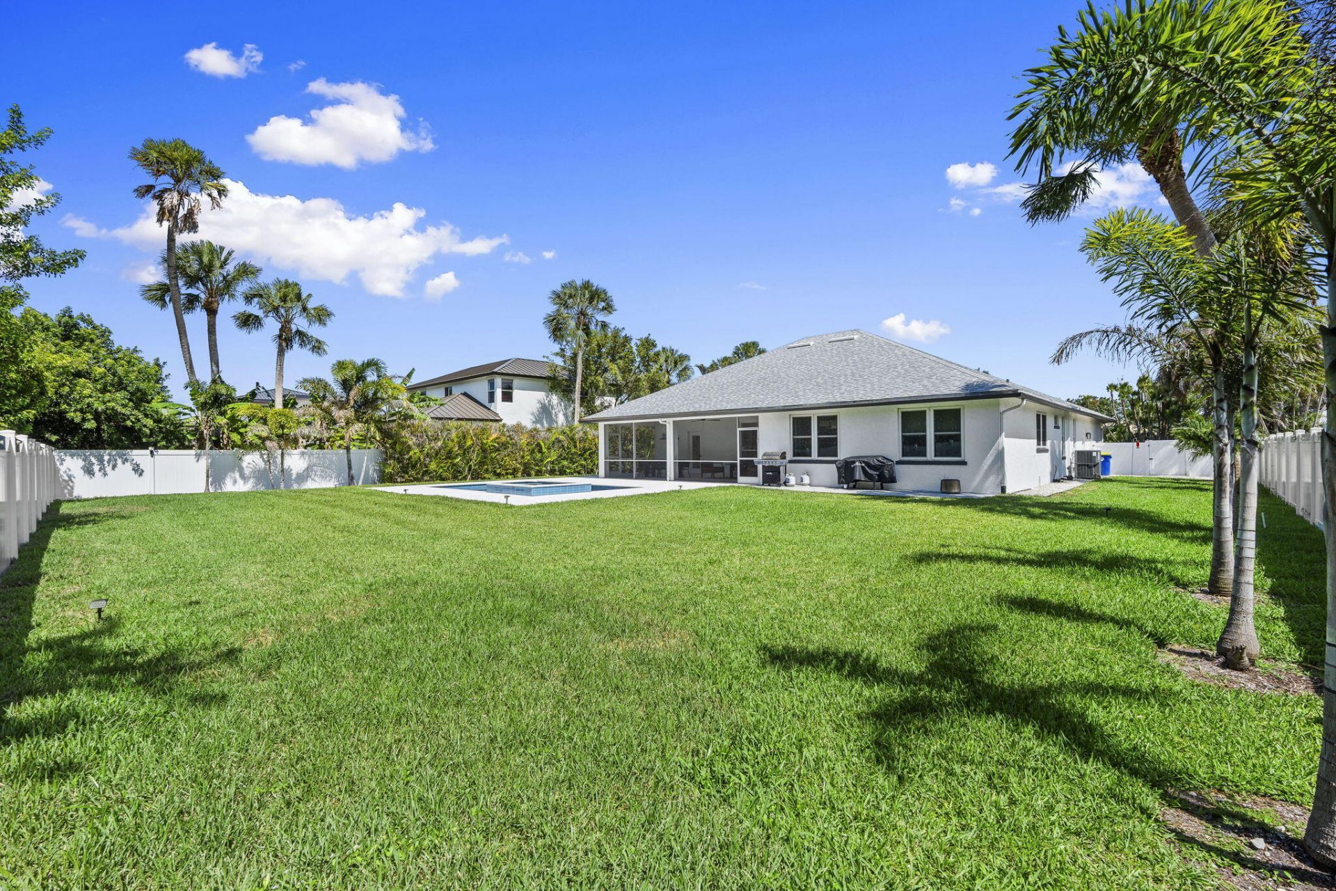 8361 SE Pilots Cove Terrace, Hobe Sound, FL 33455 Photo