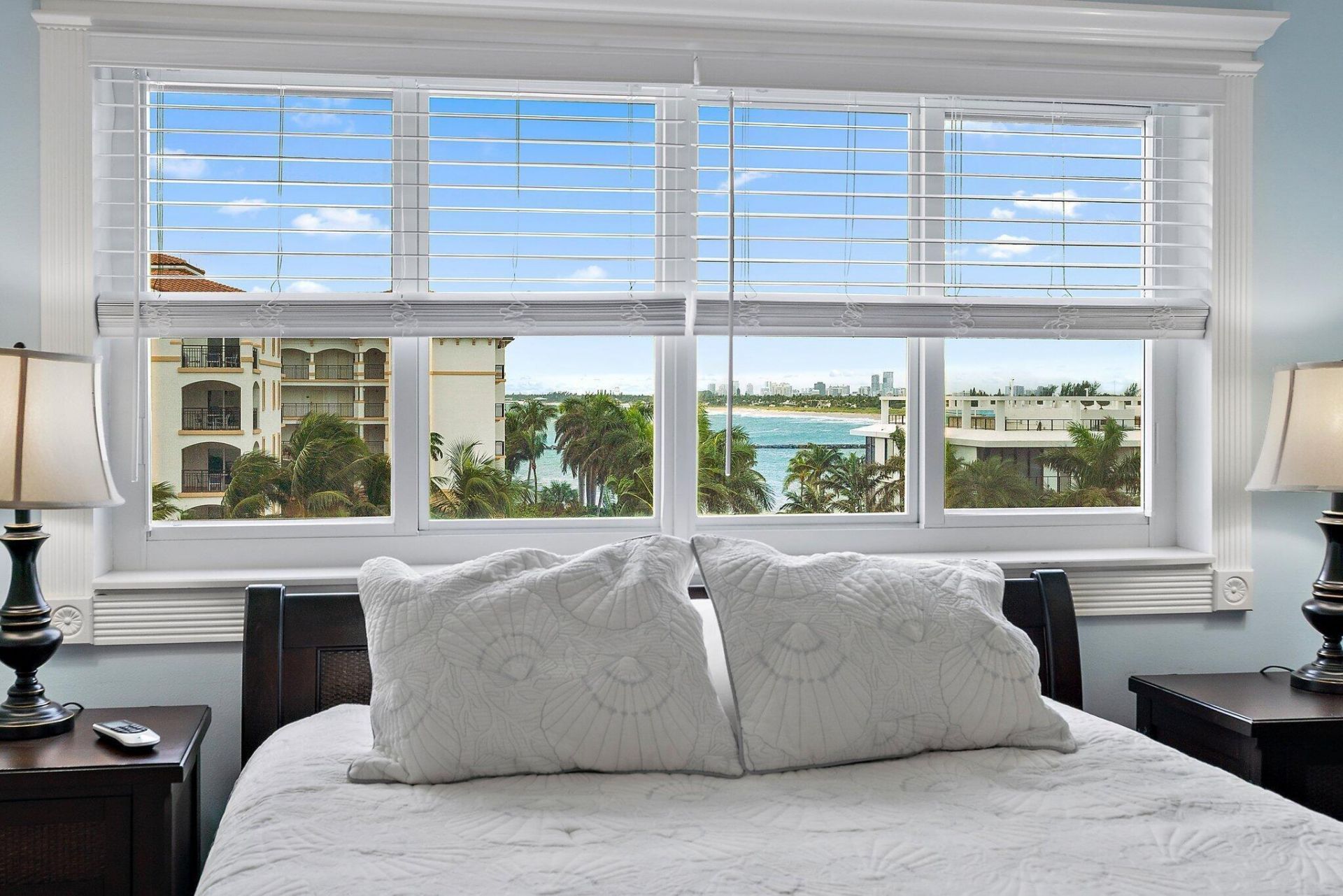 33 S Ocean Avenue, Unit 502, Palm Beach Shores, FL 33404 Photo