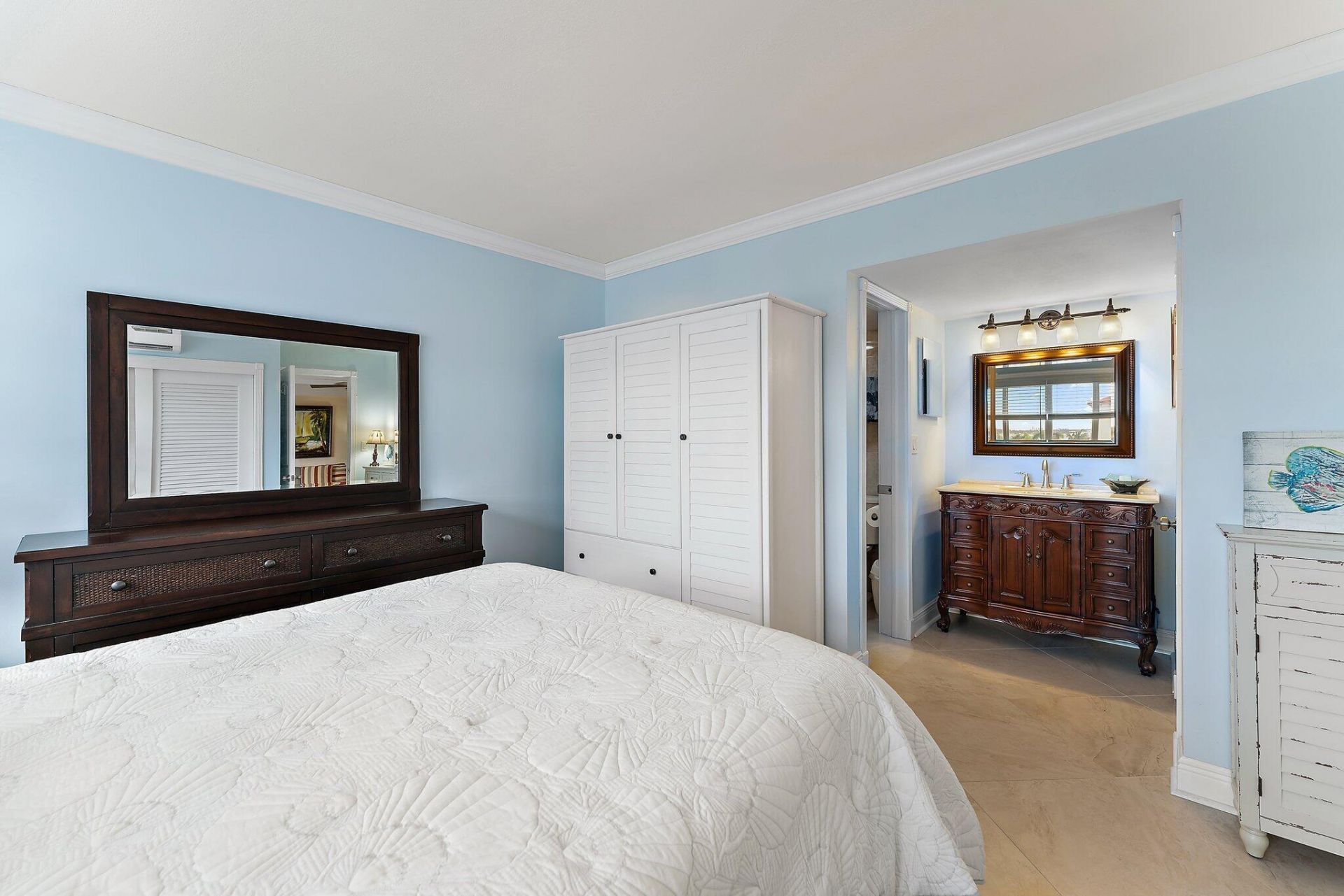 33 S Ocean Avenue, Unit 502, Palm Beach Shores, FL 33404 Photo
