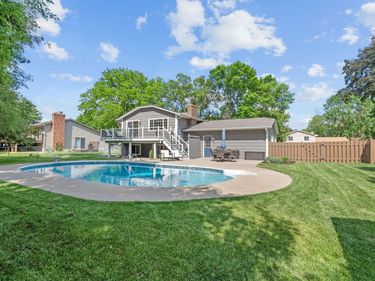 9931 Ives Lane N, Maple Grove, MN 55369