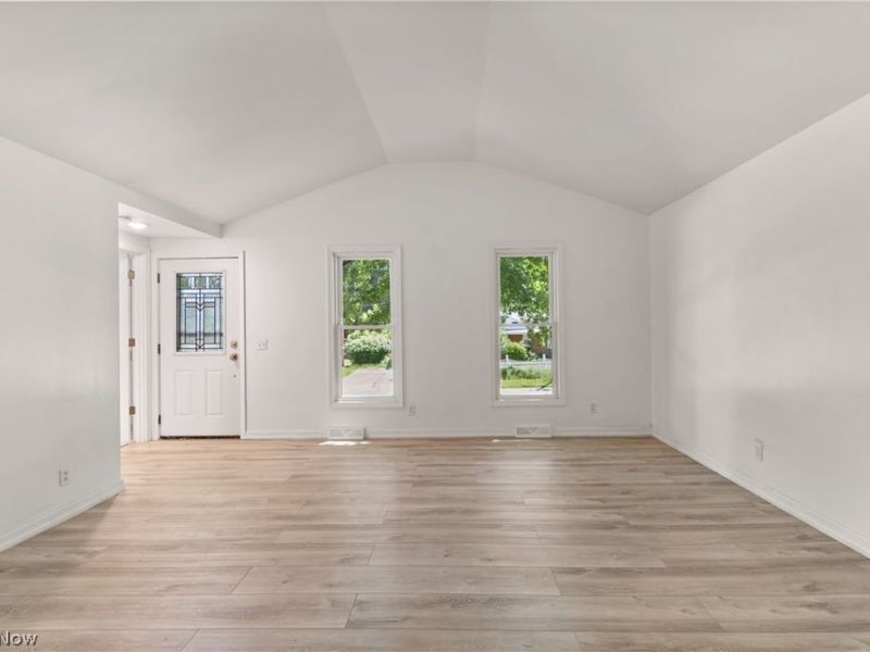 2219 34th Street NW, Canton, OH 44709 Photo 7