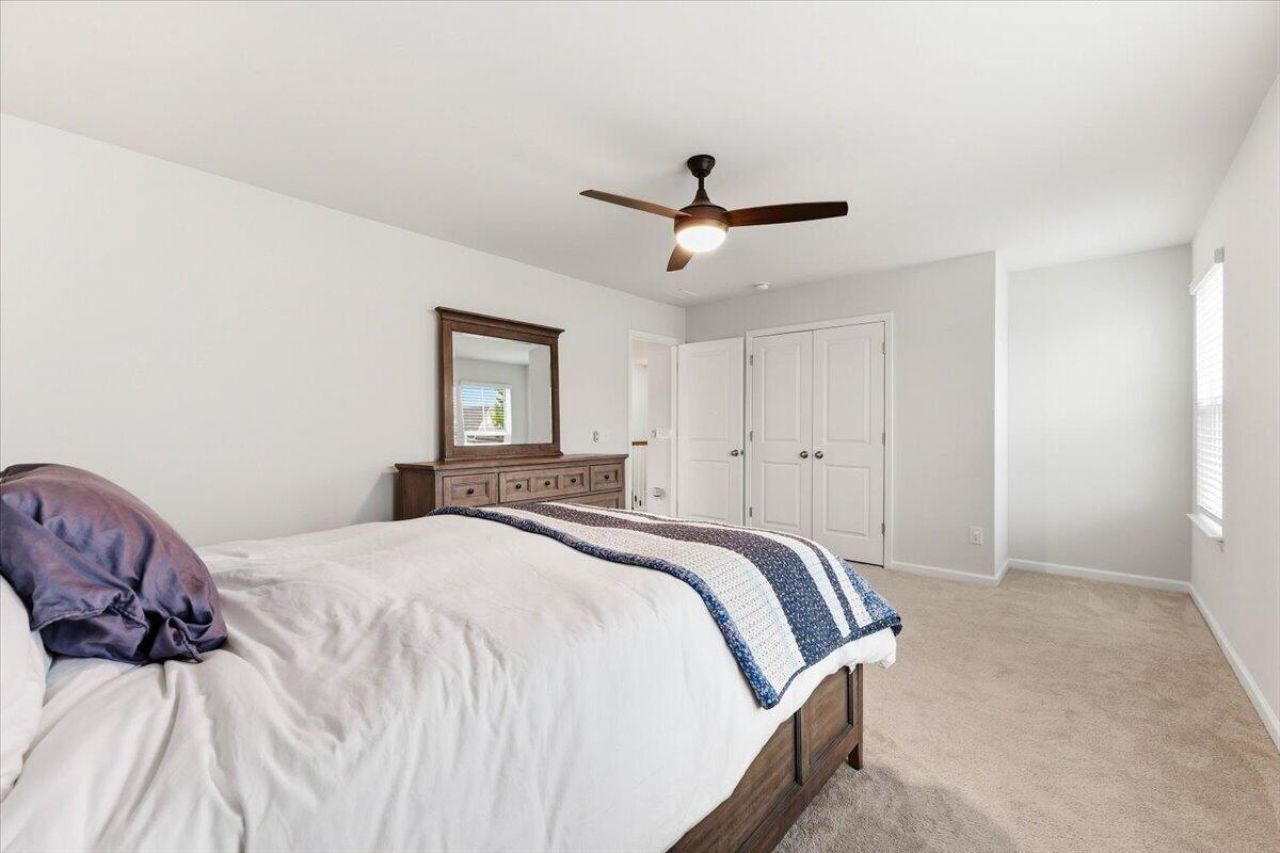 2724 Harmony Lake Drive Photo 35