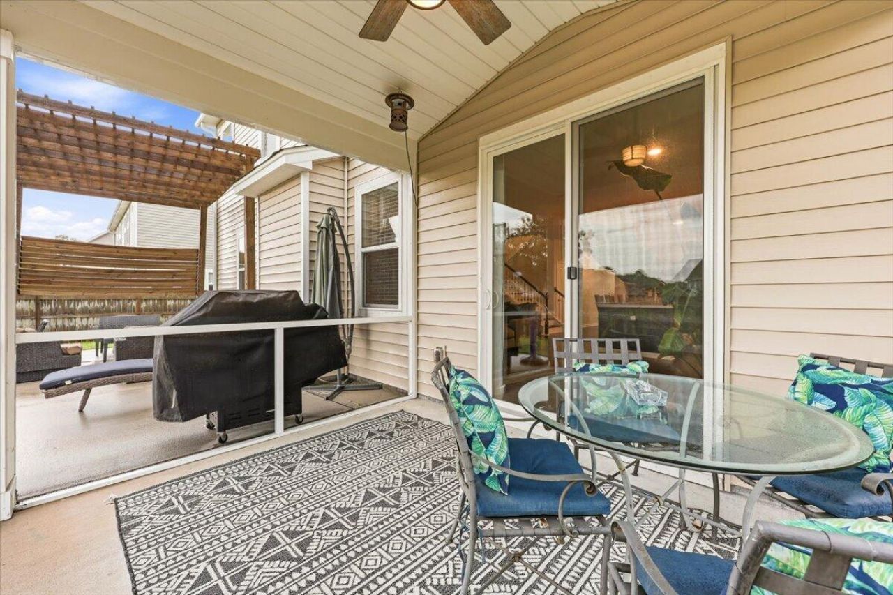 2724 Harmony Lake Drive Photo 41