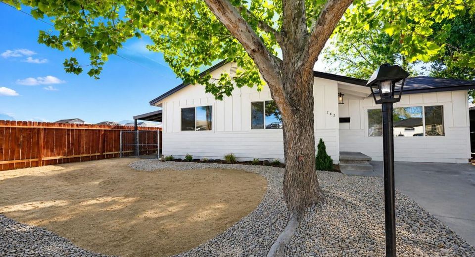 742 Ruth Street, Carson City, NV 89701 Photo