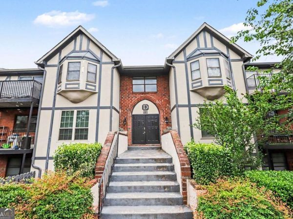 6851 Roswell Road, Unit D17, Atlanta, GA 30328