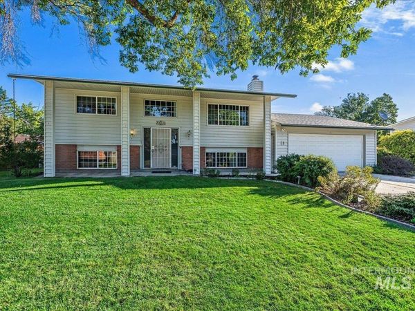 9934 W Lancelot Ave, Boise, ID 83704