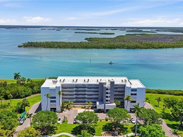 4223 Bay Beach LN , Unit 4F, FORT MYERS BEACH, FL 33931