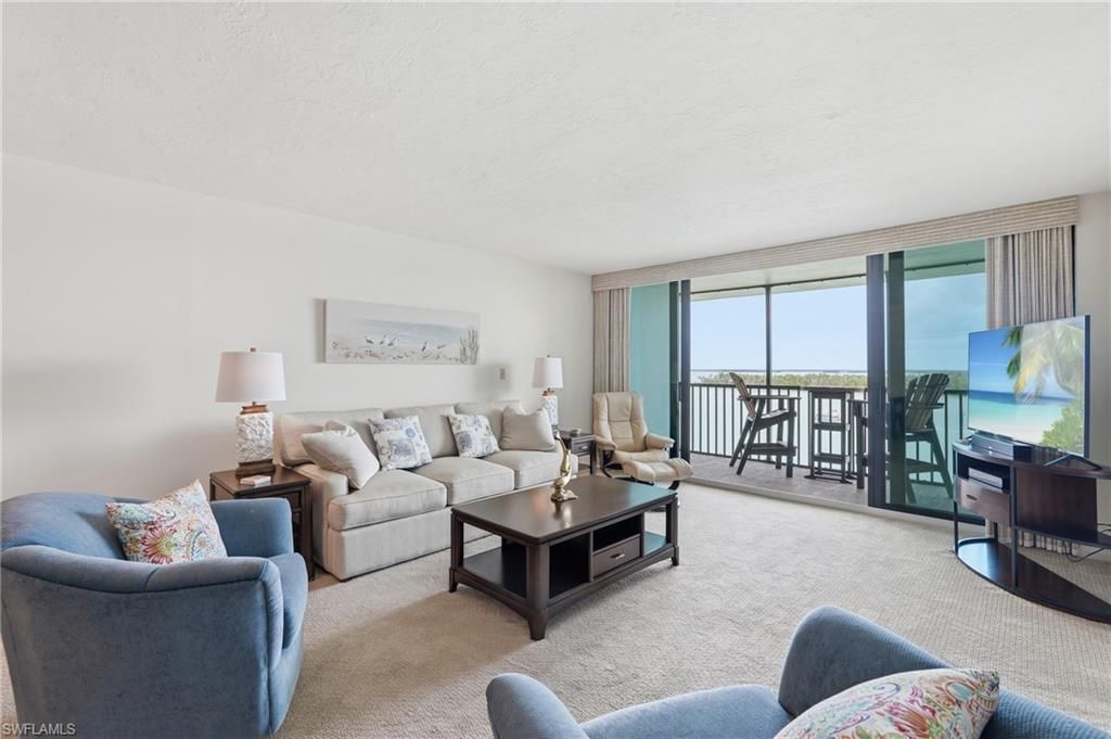 4223 Bay Beach Ln, Unit 4F, Fort Myers Beach, FL 33931 Photo