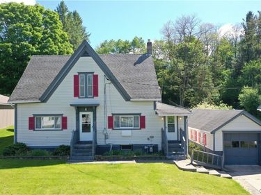 11 Church Street , Mc Lean, NY 13102