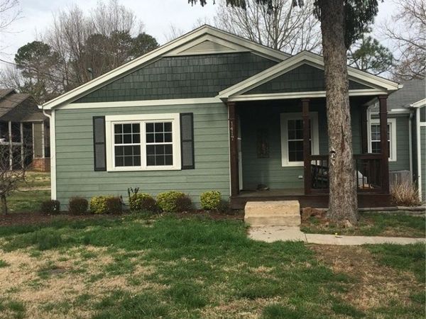 1417 N Addington Avenue , Fayetteville, AR 72703