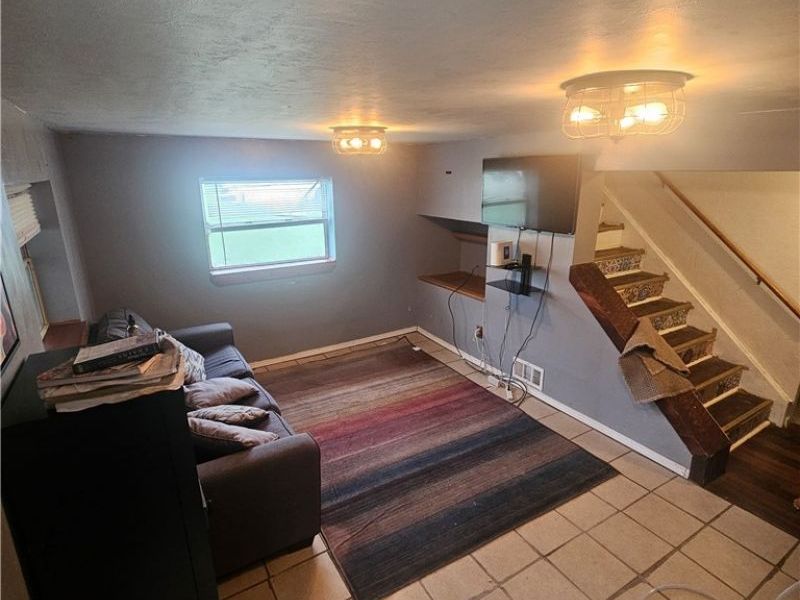 10828 Mountview Avenue , Garfield Heights, OH 44125 Photo 6