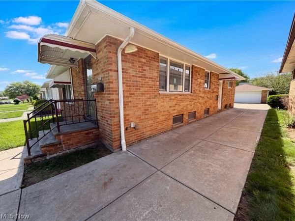 13606 Carpenter Road, Cleveland, OH 44125