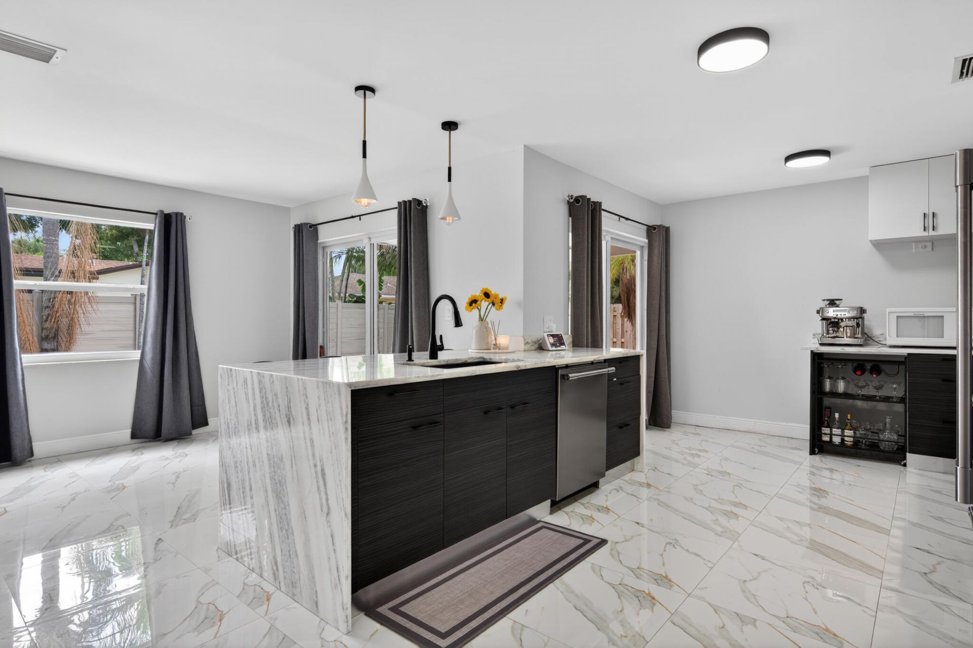 6730 NW 26th Terrace, Fort Lauderdale, FL 33309 Photo