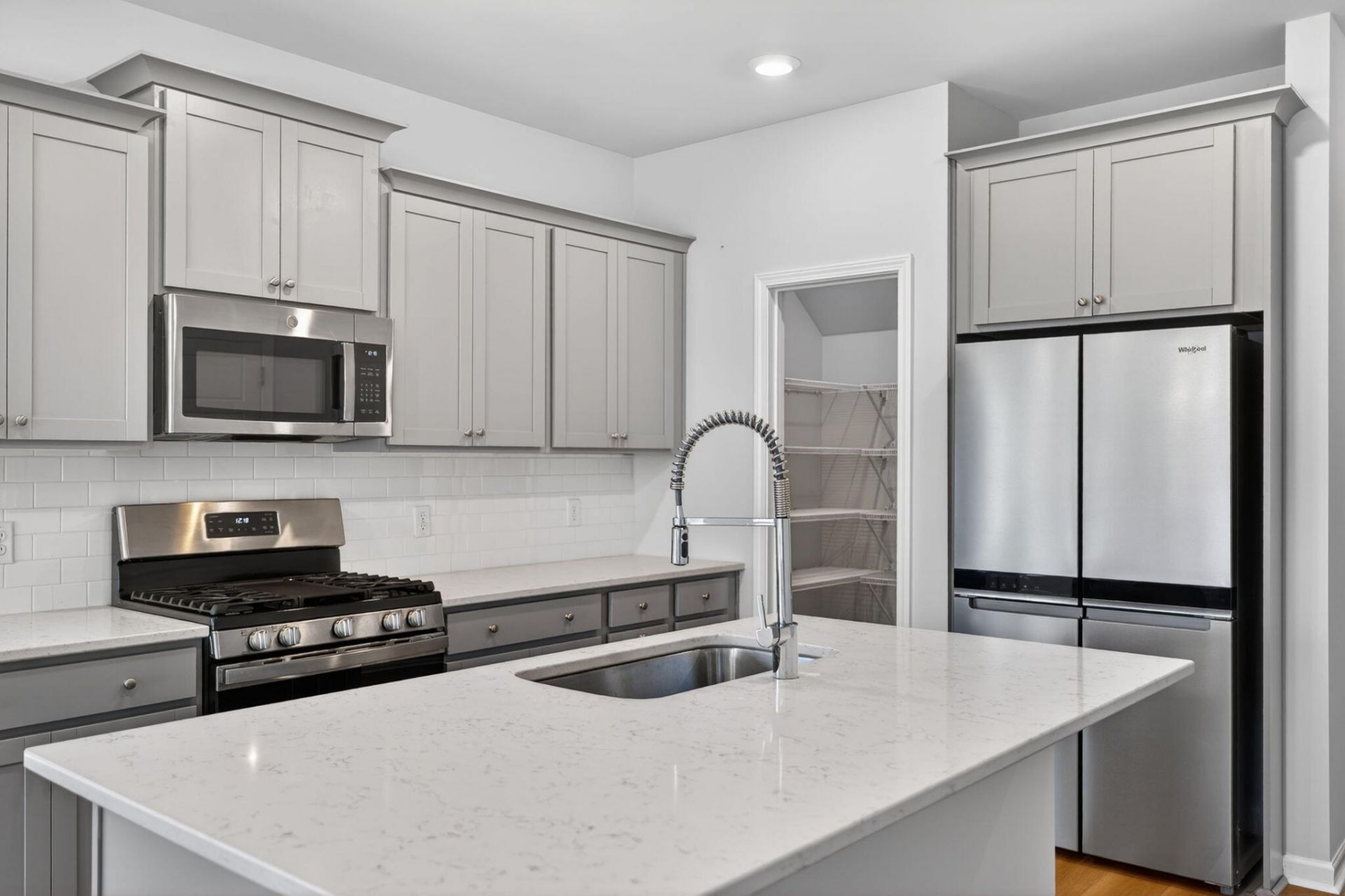 306 Blue Mountain Drive Photo 10