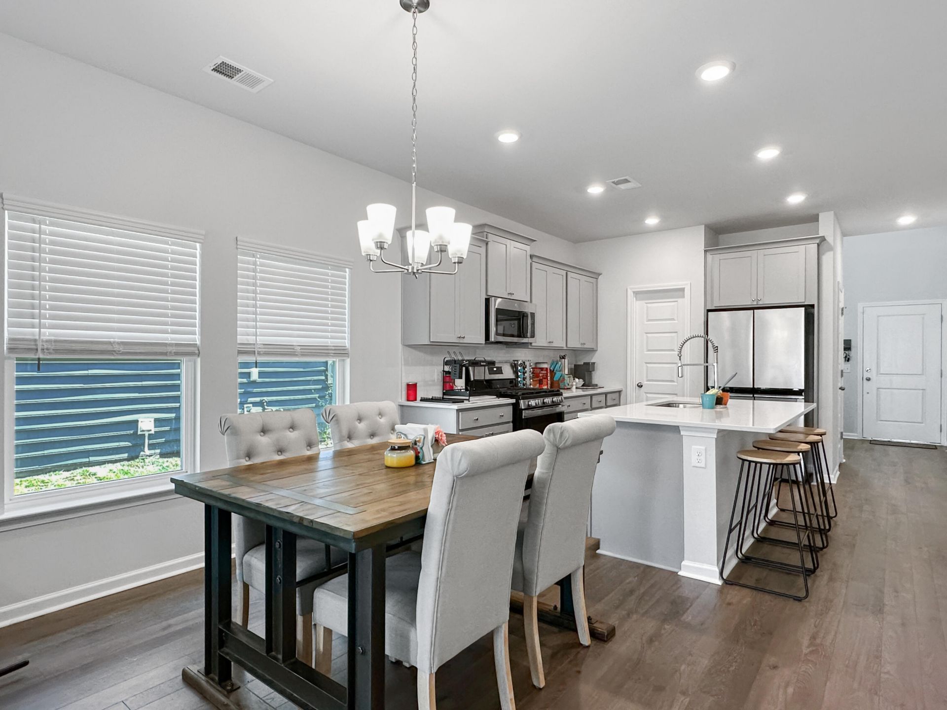 306 Blue Mountain Drive Photo 11