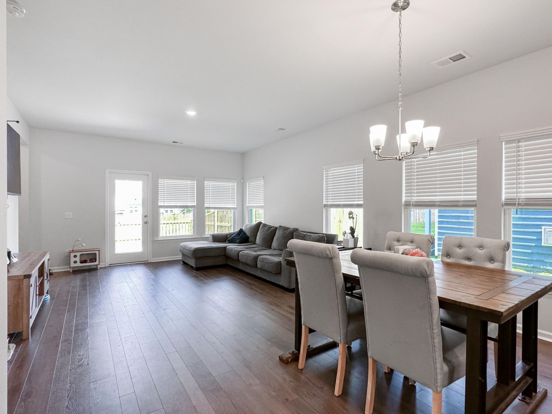 306 Blue Mountain Drive Photo 12