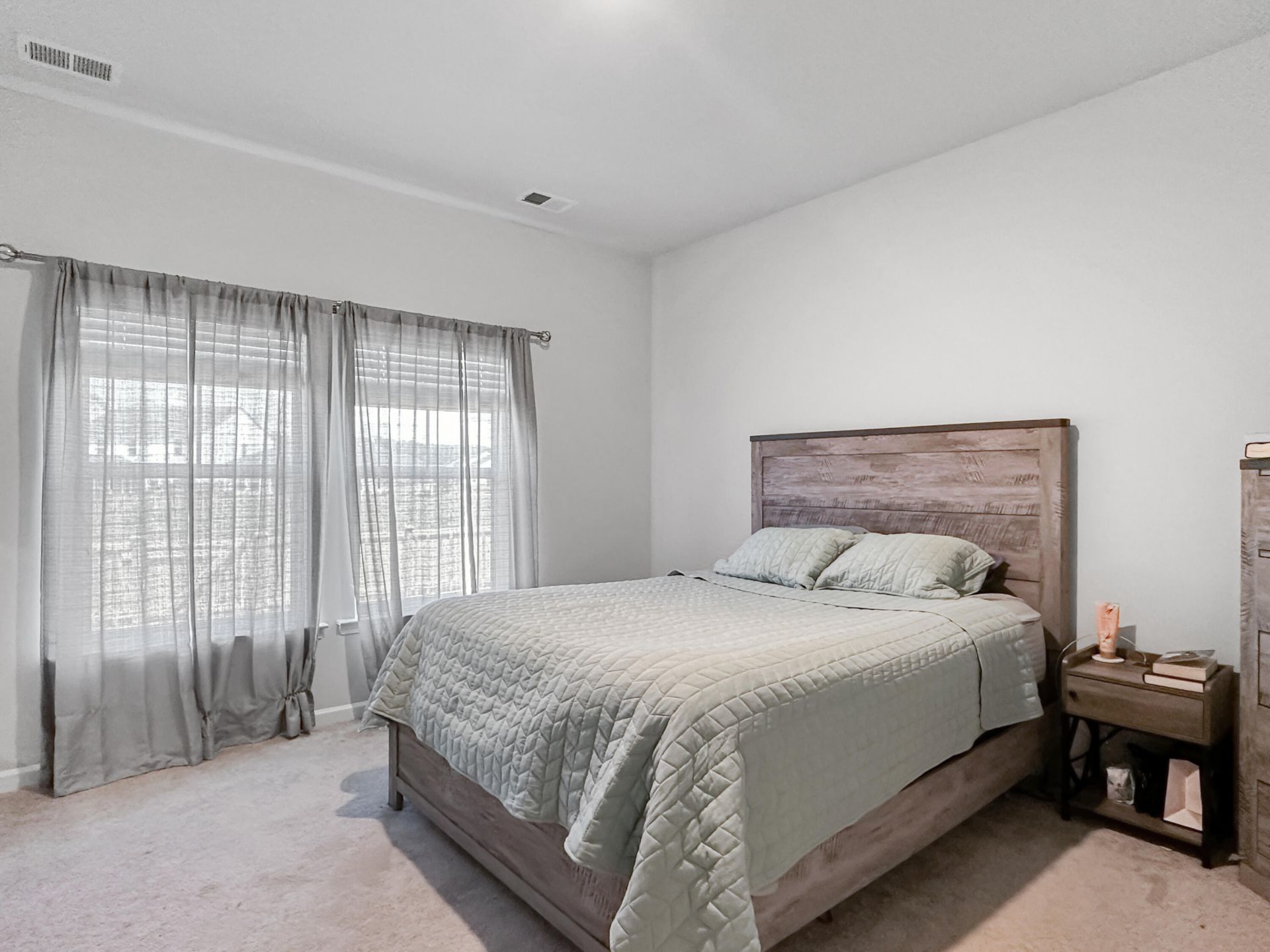306 Blue Mountain Drive Photo 16