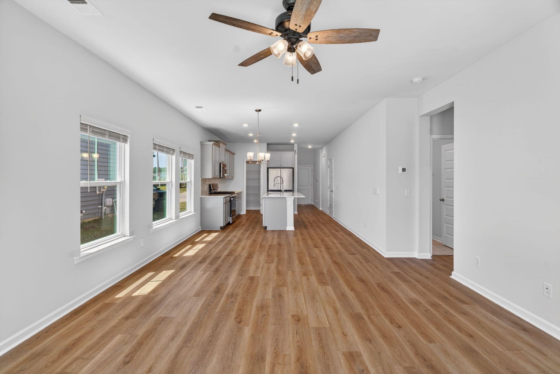 306 Blue Mountain Drive Photo 16