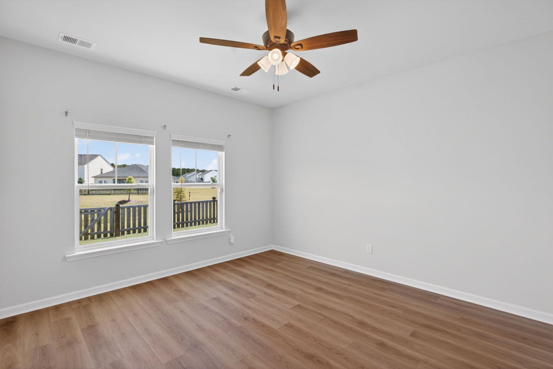 306 Blue Mountain Drive Photo 18