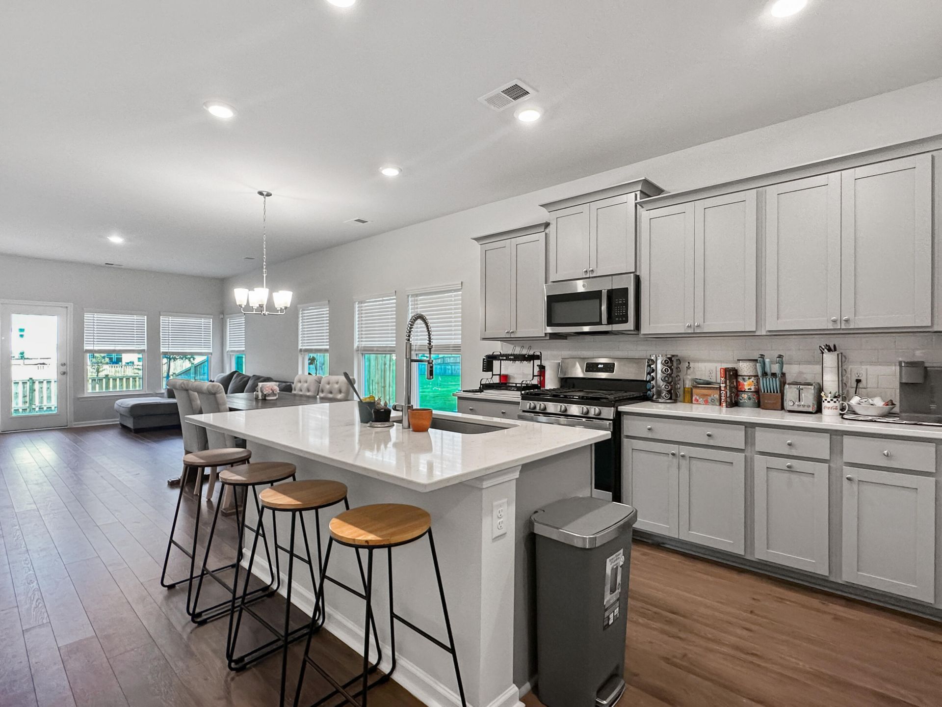 306 Blue Mountain Drive Photo 5
