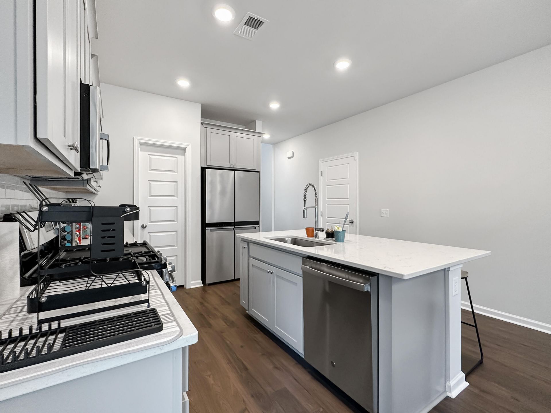 306 Blue Mountain Drive Photo 8
