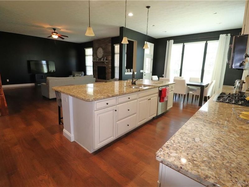 10509 Wallingsford Circle, Centerville, OH 45458 Photo 32