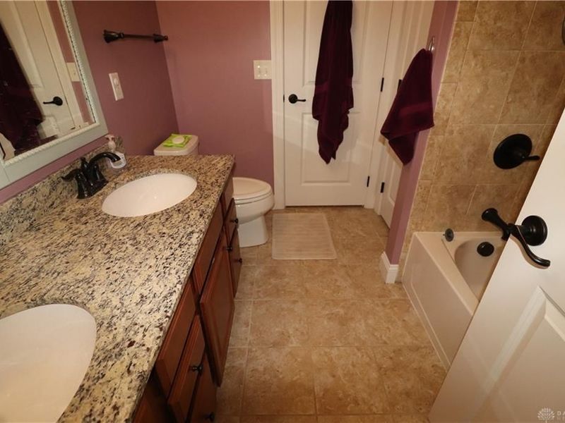 10509 Wallingsford Circle, Centerville, OH 45458 Photo 46