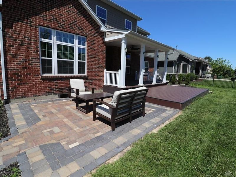 10509 Wallingsford Circle, Centerville, OH 45458 Photo 5