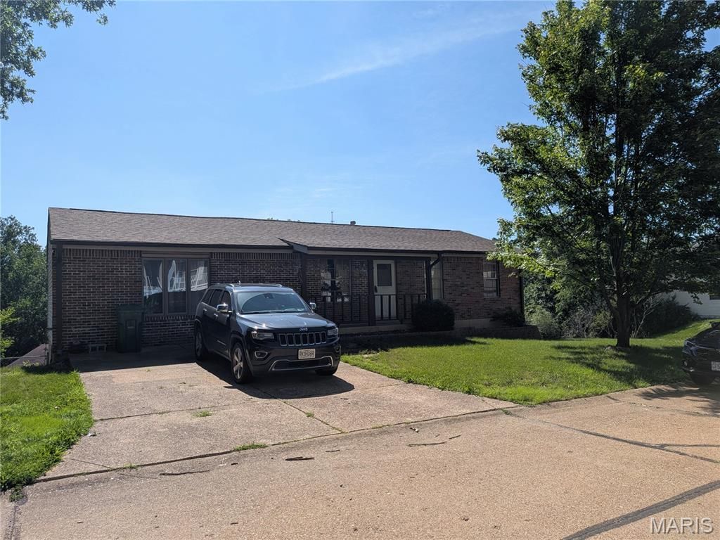 2552 Somerville Drive , High Ridge, MO 63049 Main Photo